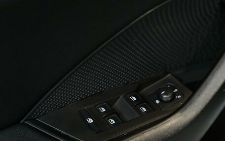 Skoda Octavia IV, 2021 год, 2 250 000 рублей, 23 фотография