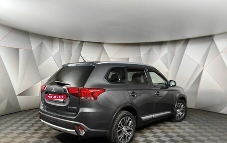 Mitsubishi Outlander III рестайлинг 3, 2016 год, 1 730 000 рублей, 2 фотография