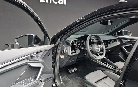 Audi A4, 2024 год, 4 005 000 рублей, 6 фотография