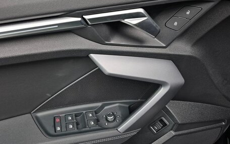 Audi A4, 2024 год, 4 005 000 рублей, 15 фотография