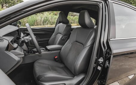 Toyota Camry, 2025 год, 4 320 000 рублей, 16 фотография