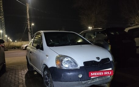 Toyota Vitz, 2000 год, 250 000 рублей, 2 фотография