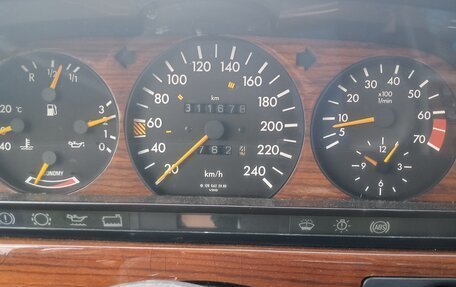 Mercedes-Benz S-Класс, 1990 год, 1 050 000 рублей, 4 фотография