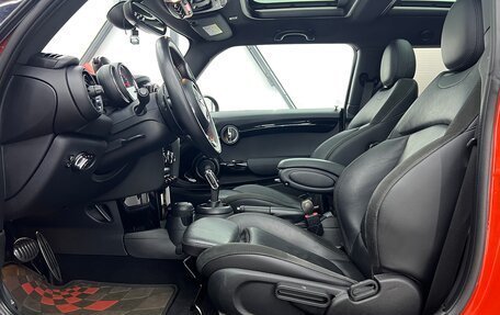 MINI Hatch, 2018 год, 2 590 000 рублей, 21 фотография