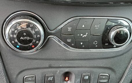 Renault Sandero II рестайлинг, 2019 год, 975 000 рублей, 5 фотография