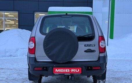 Chevrolet Niva I рестайлинг, 2018 год, 748 000 рублей, 6 фотография