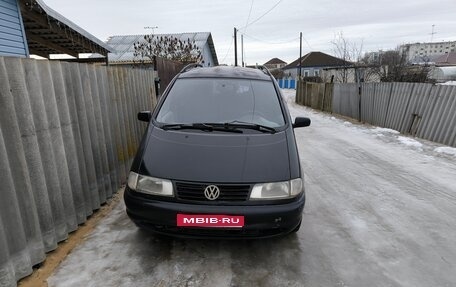 Volkswagen Sharan I рестайлинг, 1998 год, 300 000 рублей, 1 фотография