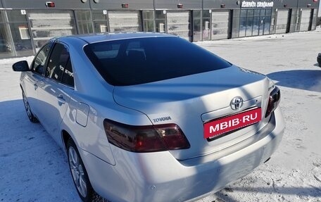 Toyota Camry, 2010 год, 1 070 000 рублей, 4 фотография