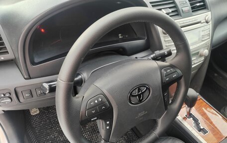 Toyota Camry, 2010 год, 1 070 000 рублей, 14 фотография