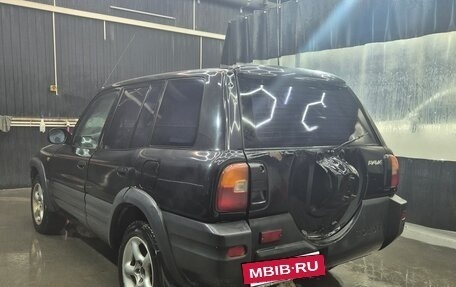 Toyota RAV4, 1997 год, 300 000 рублей, 3 фотография