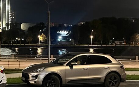 Porsche Macan I рестайлинг, 2016 год, 2 970 000 рублей, 2 фотография