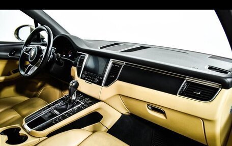 Porsche Macan I рестайлинг, 2016 год, 2 970 000 рублей, 10 фотография