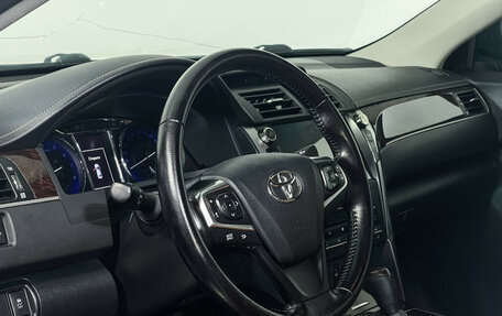 Toyota Camry, 2017 год, 2 247 000 рублей, 13 фотография