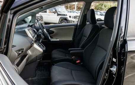 Toyota Wish II, 2010 год, 1 599 000 рублей, 10 фотография