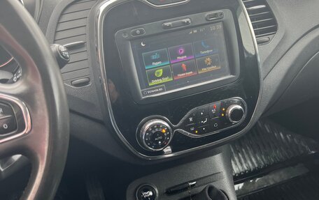 Renault Kaptur I рестайлинг, 2017 год, 1 100 000 рублей, 7 фотография