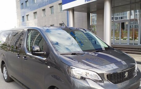 Peugeot Traveller I, 2021 год, 3 650 000 рублей, 3 фотография