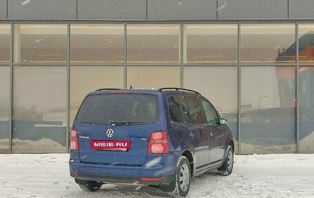 Volkswagen Touran III, 2008 год, 599 000 рублей, 4 фотография