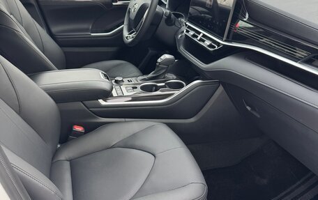 Toyota Highlander, 2026 год, 5 500 000 рублей, 16 фотография