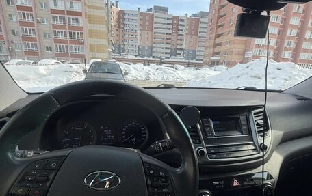 Hyundai Tucson III, 2017 год, 1 990 000 рублей, 9 фотография