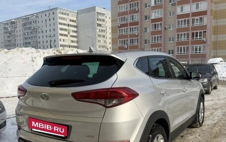 Hyundai Tucson III, 2017 год, 1 990 000 рублей, 4 фотография