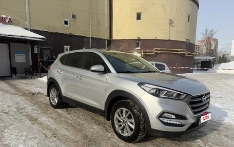 Hyundai Tucson III, 2017 год, 1 990 000 рублей, 5 фотография