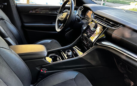 Jeep Grand Cherokee, 2022 год, 7 299 000 рублей, 29 фотография