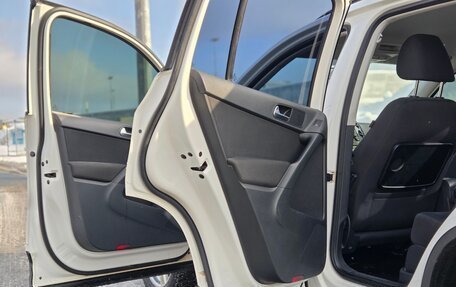 Volkswagen Tiguan I, 2011 год, 800 000 рублей, 17 фотография