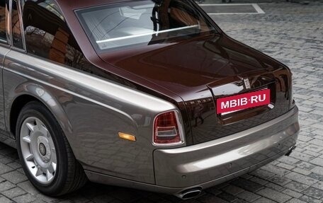 Rolls-Royce Phantom VII рестайлинг, 2008 год, 9 500 000 рублей, 6 фотография