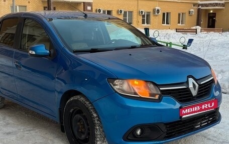 Renault Logan II, 2015 год, 525 000 рублей, 4 фотография