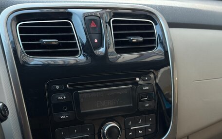 Renault Logan II, 2015 год, 525 000 рублей, 24 фотография