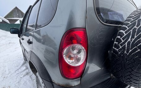 Chevrolet Niva I рестайлинг, 2013 год, 420 000 рублей, 6 фотография