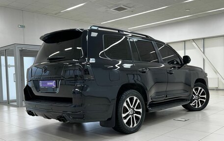 Toyota Land Cruiser 200, 2016 год, 6 300 000 рублей, 2 фотография