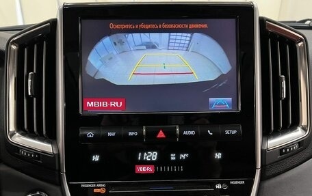 Toyota Land Cruiser 200, 2016 год, 6 300 000 рублей, 22 фотография