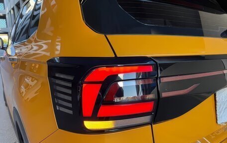 Volkswagen T-Cross I, 2022 год, 1 800 000 рублей, 8 фотография