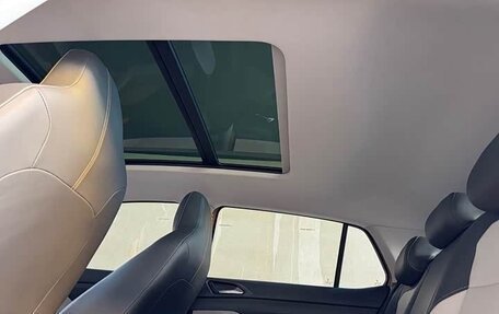 Volkswagen T-Cross I, 2022 год, 1 800 000 рублей, 16 фотография