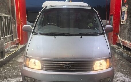 Toyota HiAce H100, 1997 год, 500 000 рублей, 1 фотография