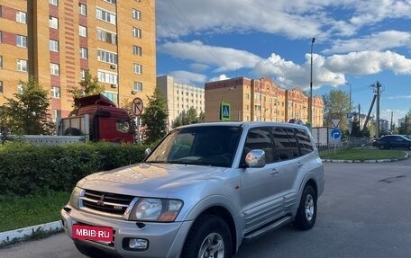 Mitsubishi Pajero III рестайлинг, 2001 год, 610 000 рублей, 1 фотография