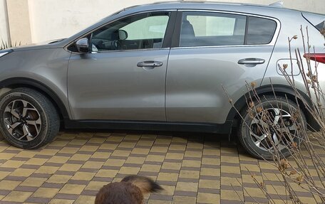 KIA Sportage IV рестайлинг, 2021 год, 2 400 000 рублей, 5 фотография