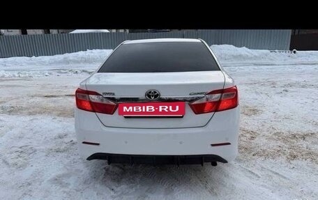 Toyota Camry, 2013 год, 1 200 000 рублей, 7 фотография