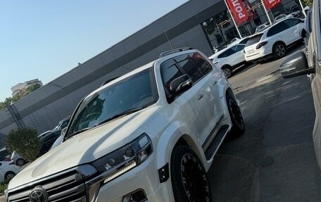 Toyota Land Cruiser 200, 2016 год, 7 250 000 рублей, 4 фотография