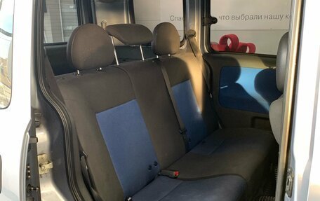 Opel Combo C, 2008 год, 365 000 рублей, 10 фотография