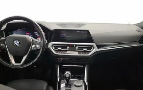 BMW 3 серия, 2019 год, 3 398 000 рублей, 14 фотография