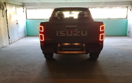 Isuzu D-Max, 2021 год, 3 600 000 рублей, 6 фотография