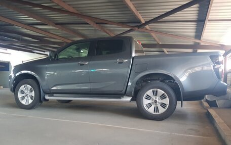 Isuzu D-Max, 2021 год, 3 600 000 рублей, 5 фотография