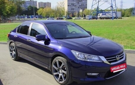 Honda Accord IX рестайлинг, 2013 год, 1 850 000 рублей, 2 фотография
