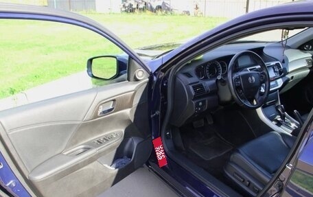 Honda Accord IX рестайлинг, 2013 год, 1 850 000 рублей, 14 фотография