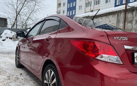 Hyundai Solaris II рестайлинг, 2013 год, 700 000 рублей, 3 фотография