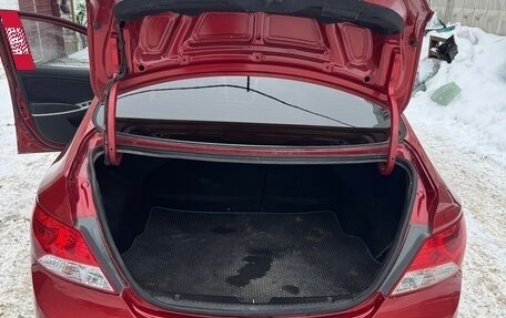 Hyundai Solaris II рестайлинг, 2013 год, 700 000 рублей, 8 фотография