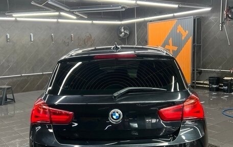 BMW 1 серия, 2018 год, 1 800 000 рублей, 2 фотография