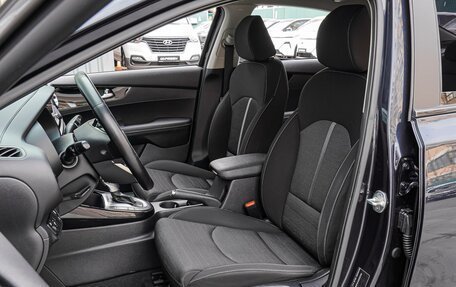 KIA Cerato IV, 2018 год, 2 090 000 рублей, 10 фотография